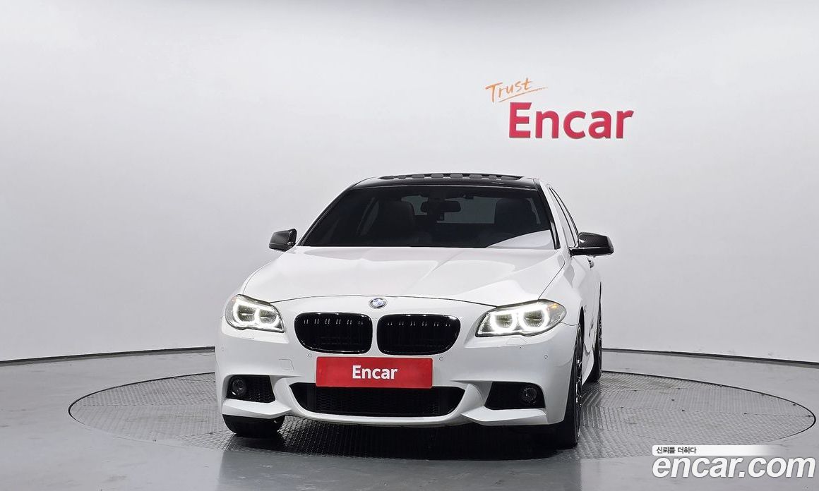 BMW 5-Series (F10) фото 3