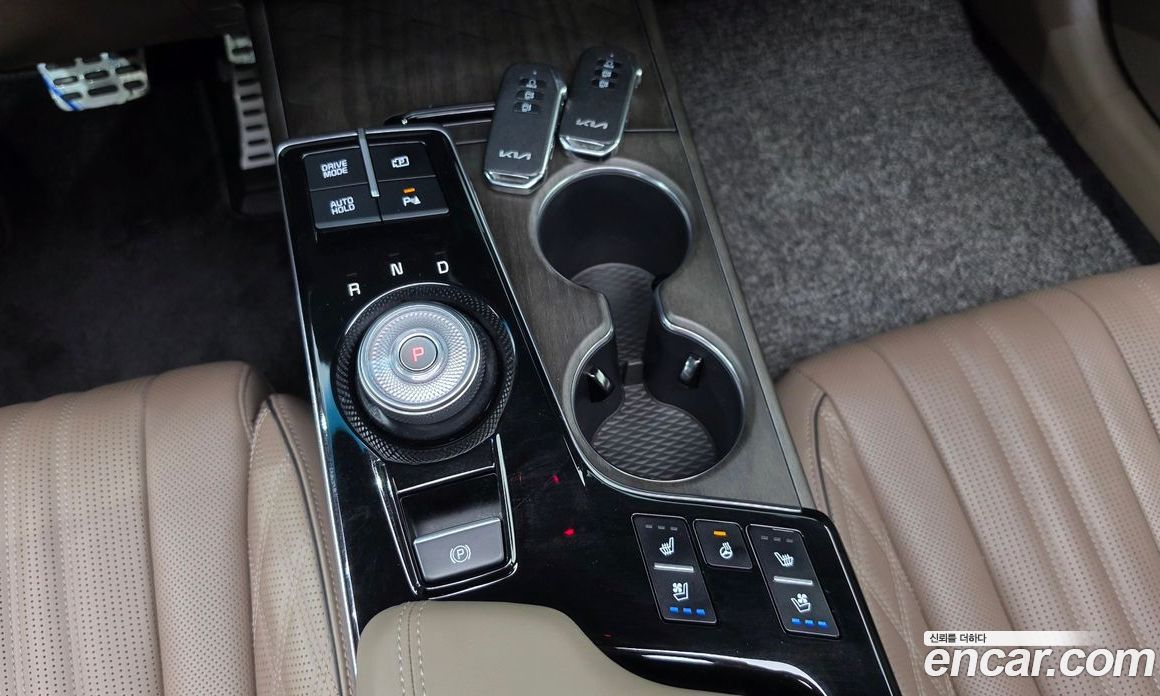 Kia K8 Hybrid фото 9