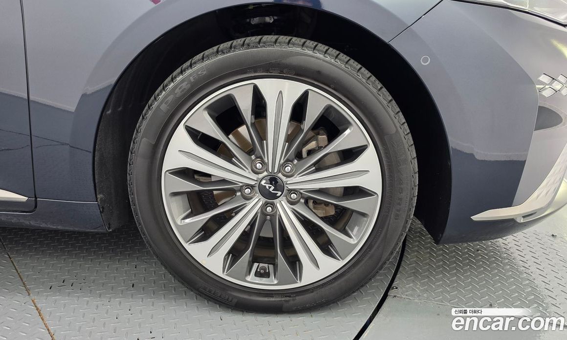 Kia K8 Hybrid фото 21