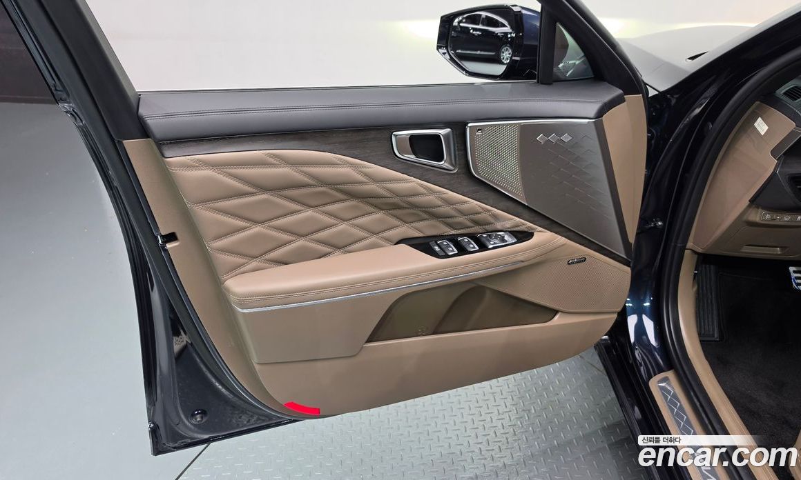 Kia K8 Hybrid фото 24