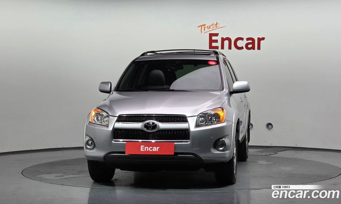 Toyota RAV4 4th Gen фото 3