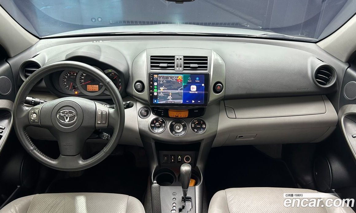 Toyota RAV4 4th Gen фото 7