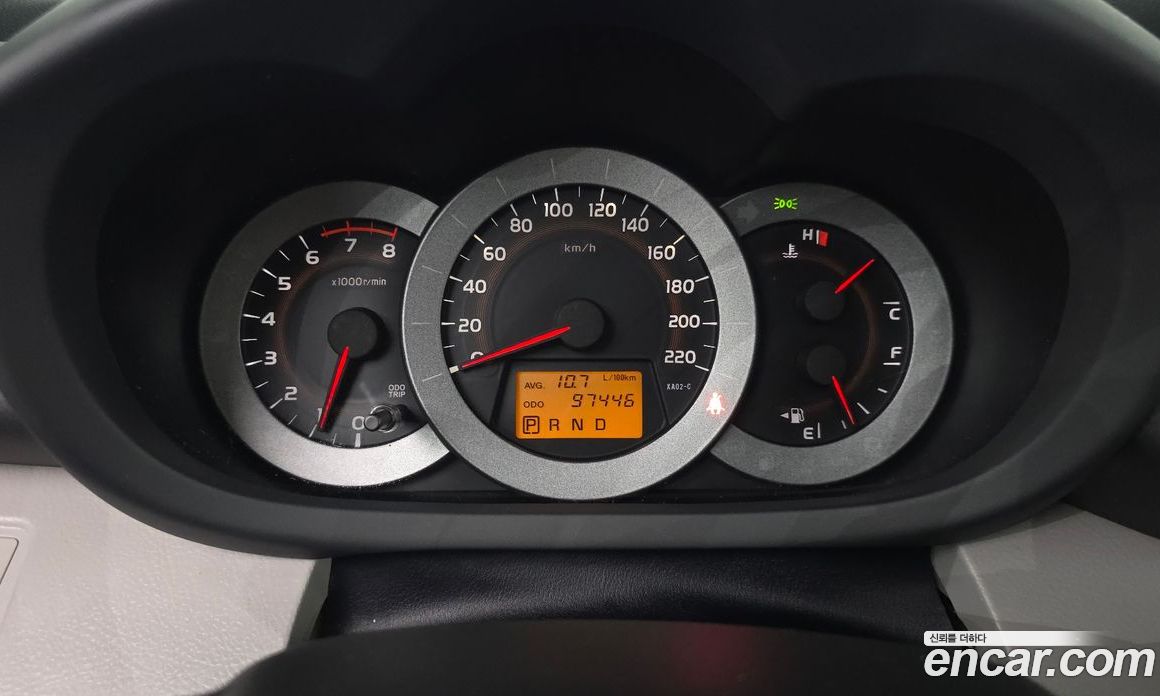 Toyota RAV4 4th Gen фото 8