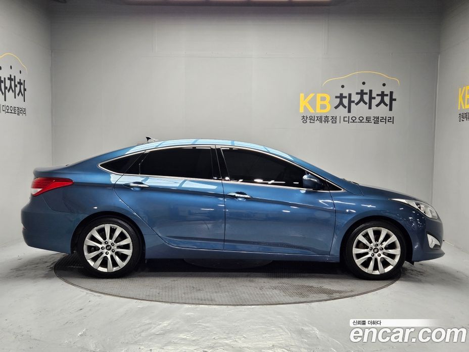 Hyundai i40 фото 6