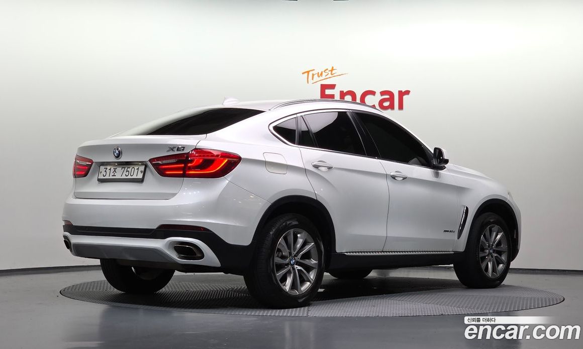 BMW X6 (F16) фото 2