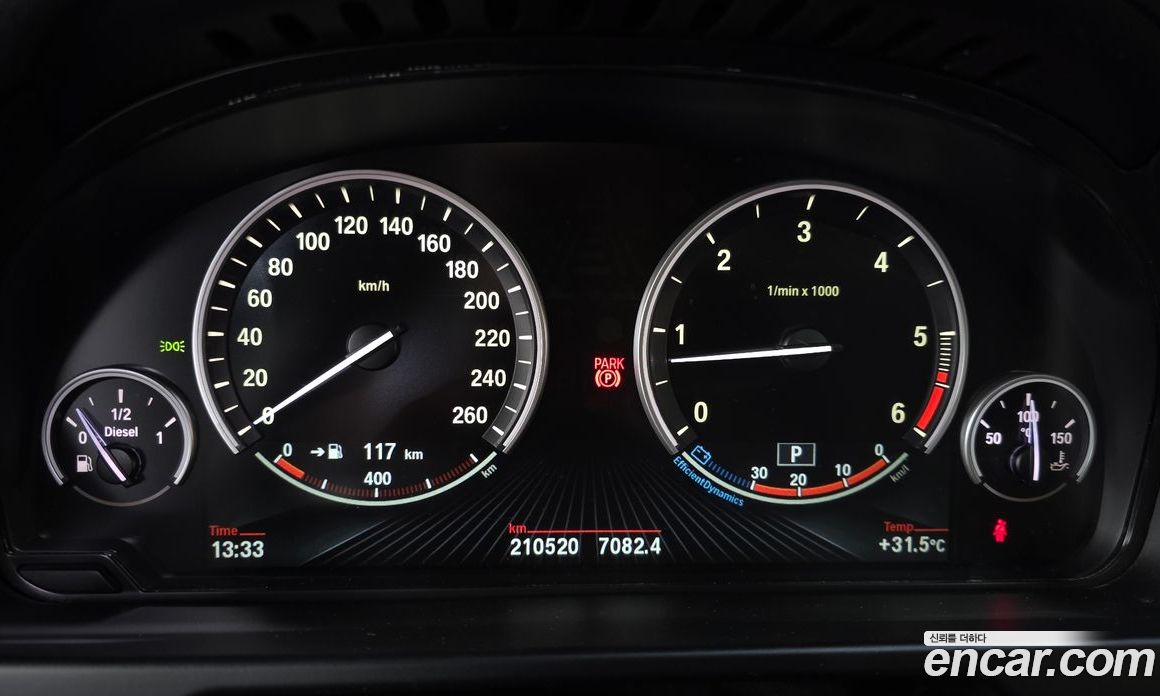 BMW X6 (F16) фото 8
