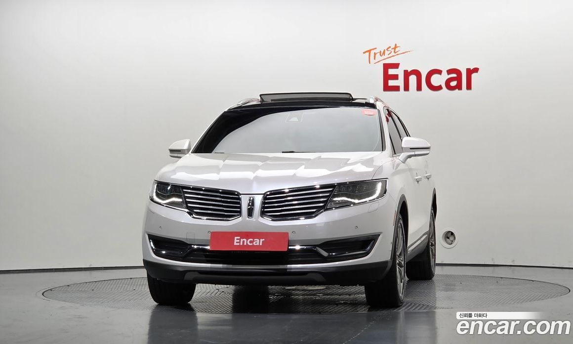 Lincoln MKX 2nd Gen фото 3