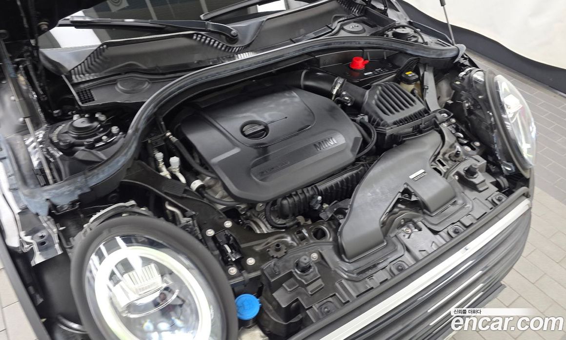 Mini Cooper Clubman фото 6