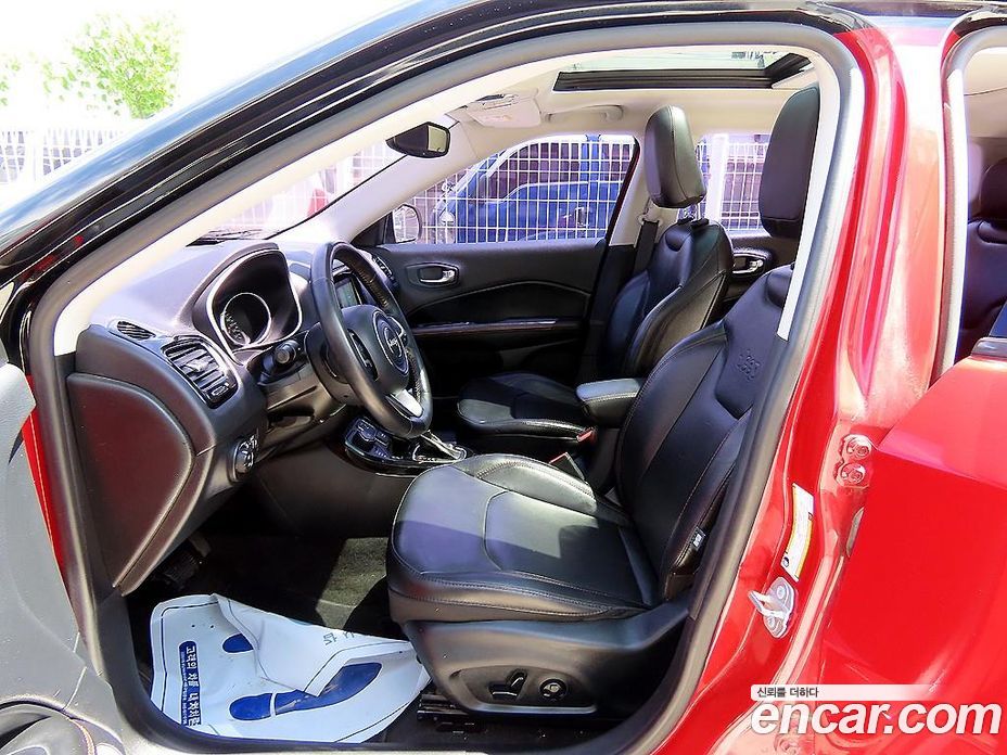 Jeep Compass 2nd Gen фото 5