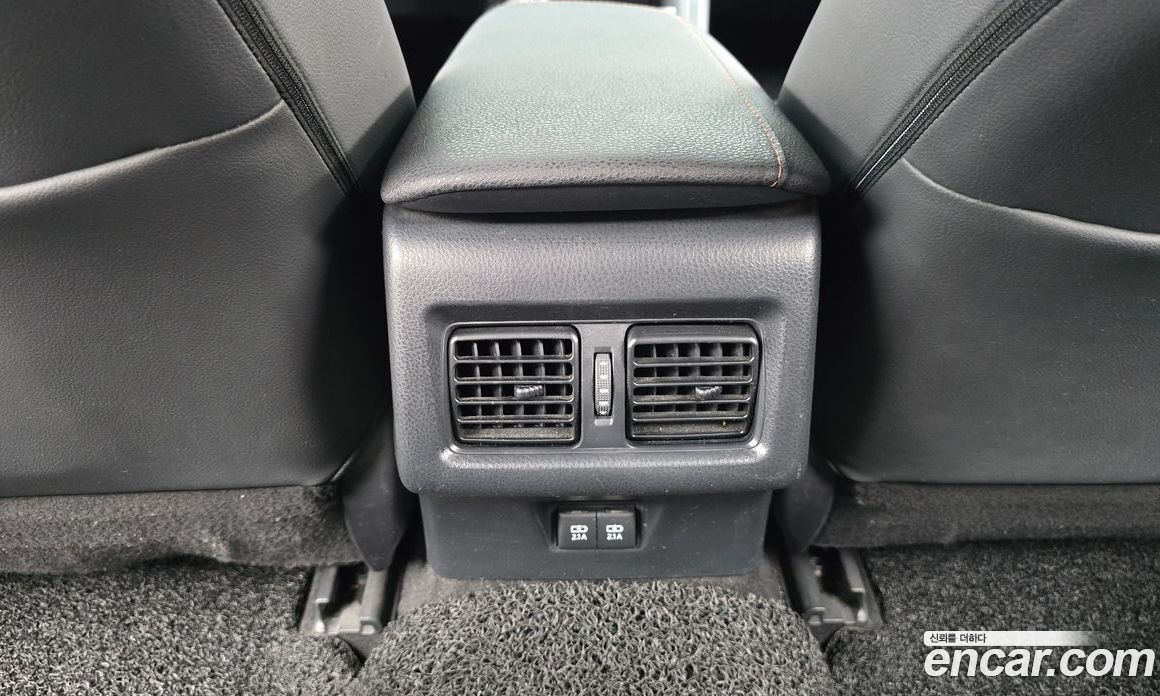 Toyota Camry (XV70) фото 19