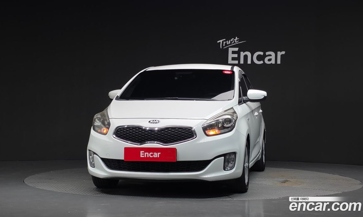 Kia Carens 3rd Gen фото 3