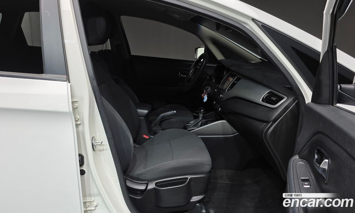 Kia Carens 3rd Gen фото 10
