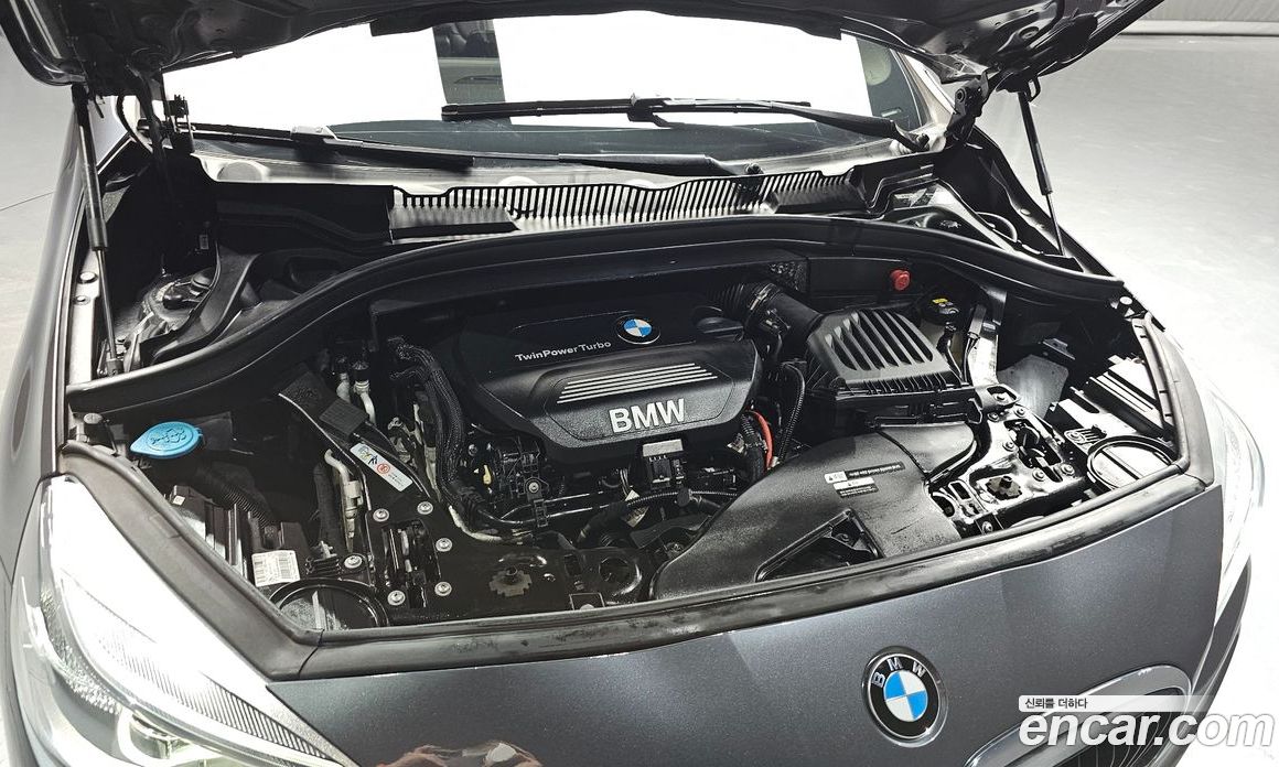 BMW 2-Series (F45) фото 6
