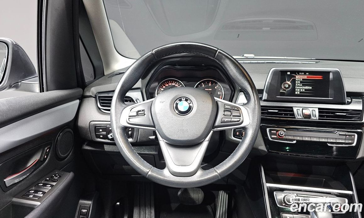 BMW 2-Series (F45) фото 13