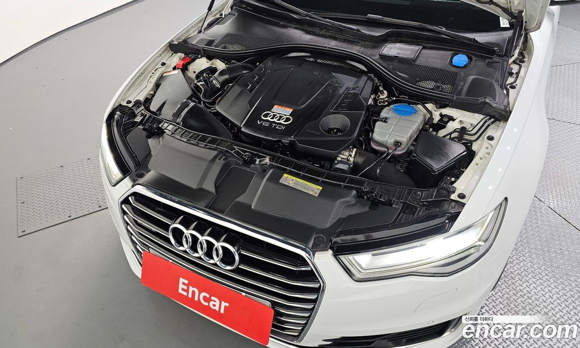Audi A6 (C7) фото 6