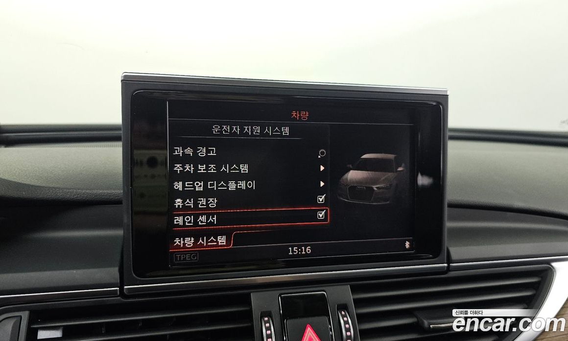 Audi A6 (C7) фото 18