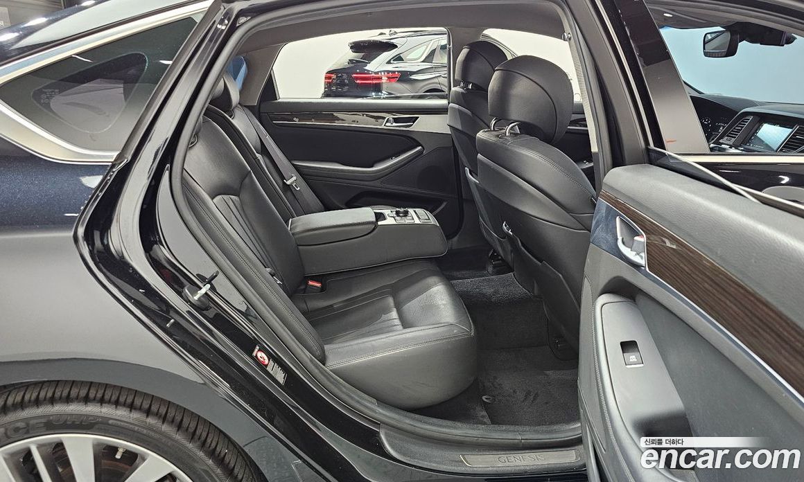 Genesis G80 фото 11