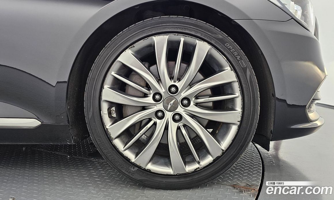 Genesis G80 фото 21