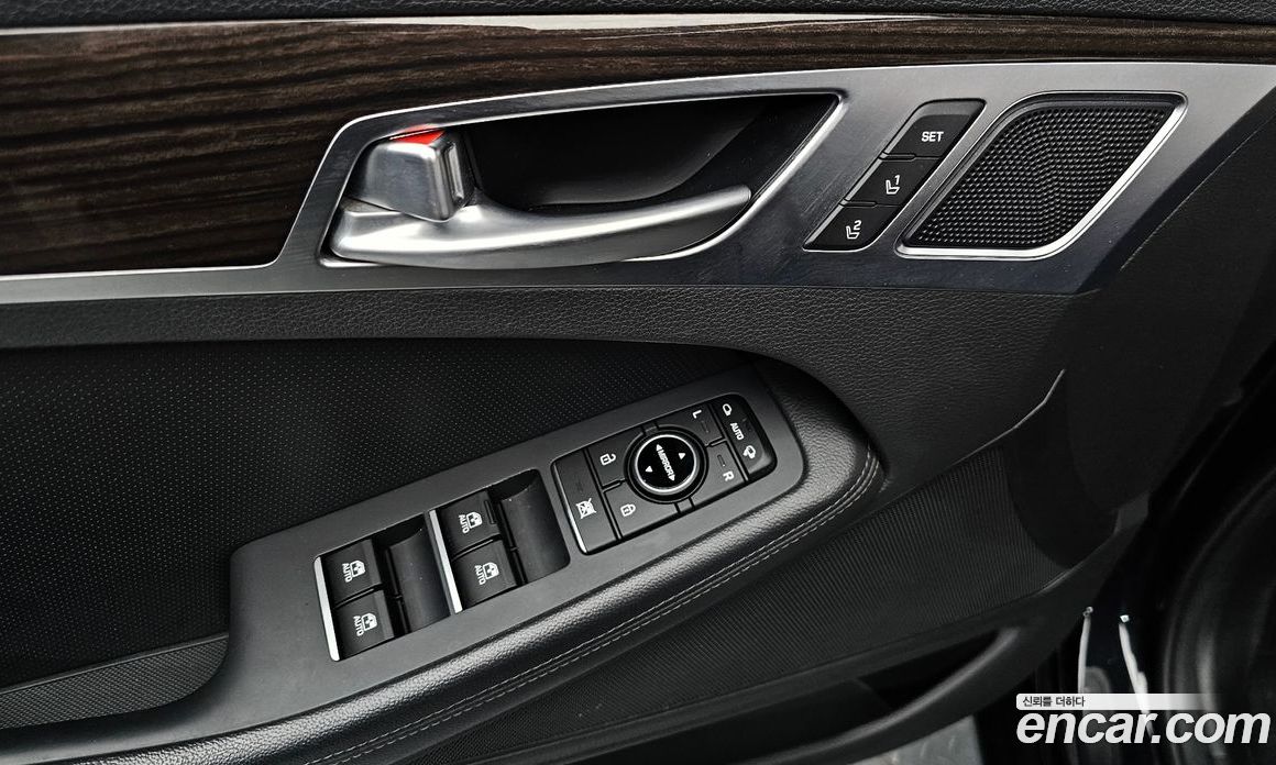 Genesis G80 фото 29