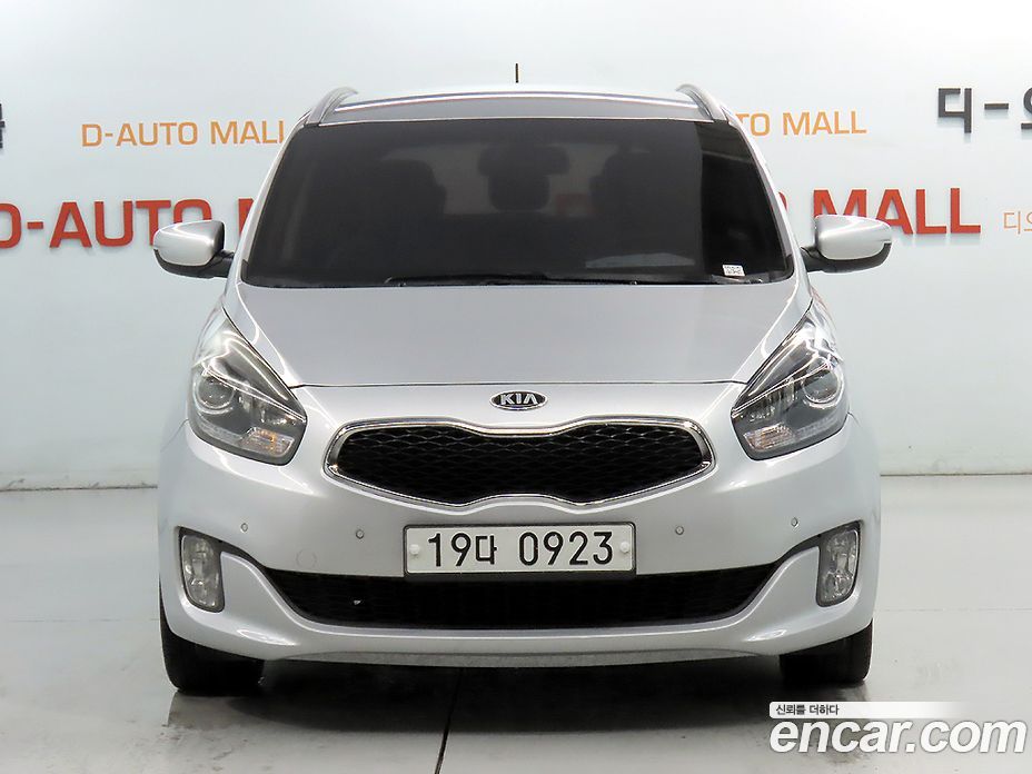 Kia Carens 3rd Gen фото 2