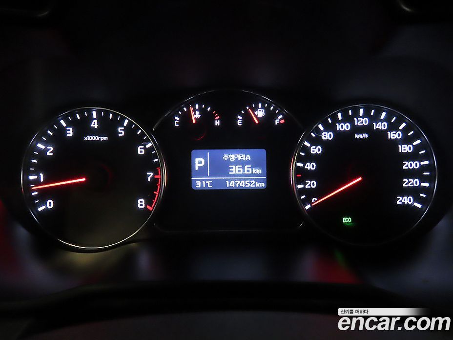 Kia Carens 3rd Gen фото 5