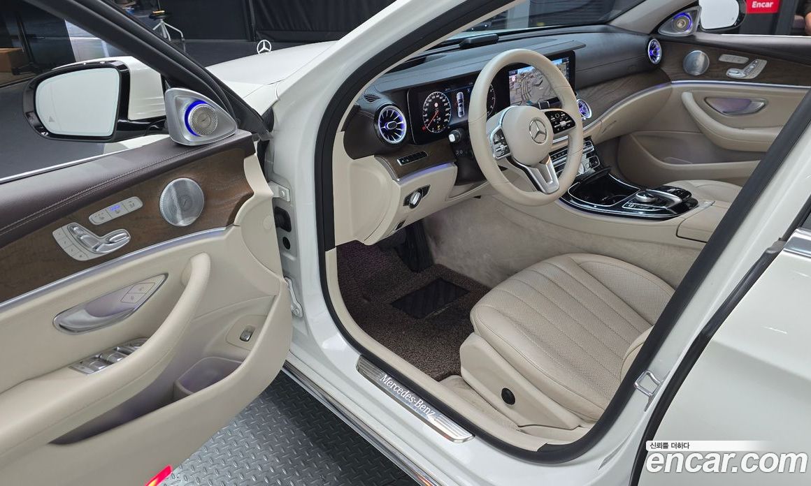 Mercedes-Benz E-Class W213 фото 10