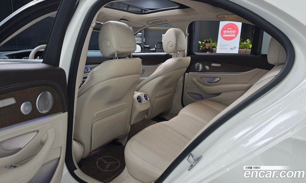 Mercedes-Benz E-Class W213 фото 11