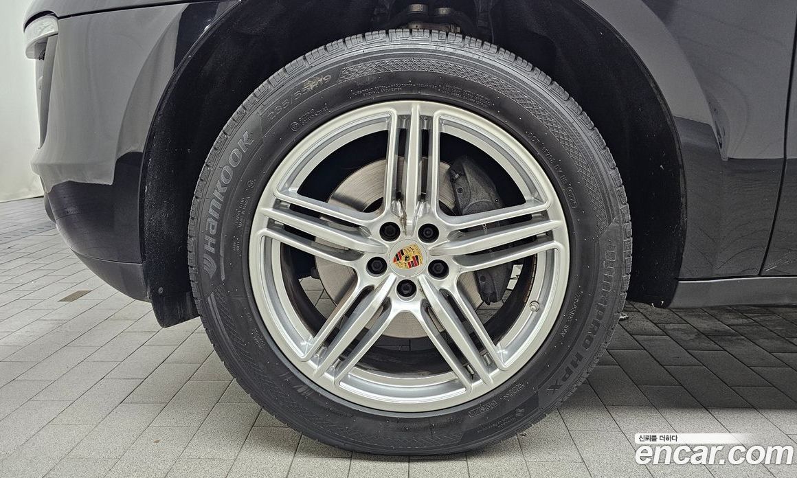 Porsche Macan фото 4