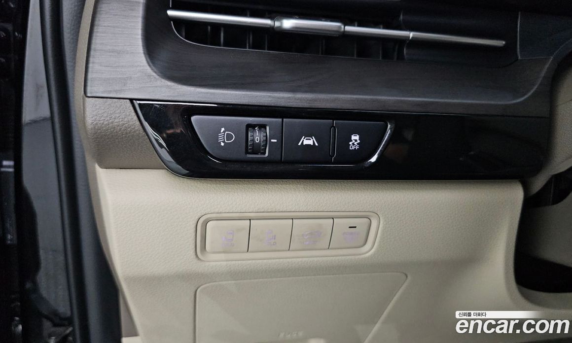 Kia Carnival 4th Gen фото 16