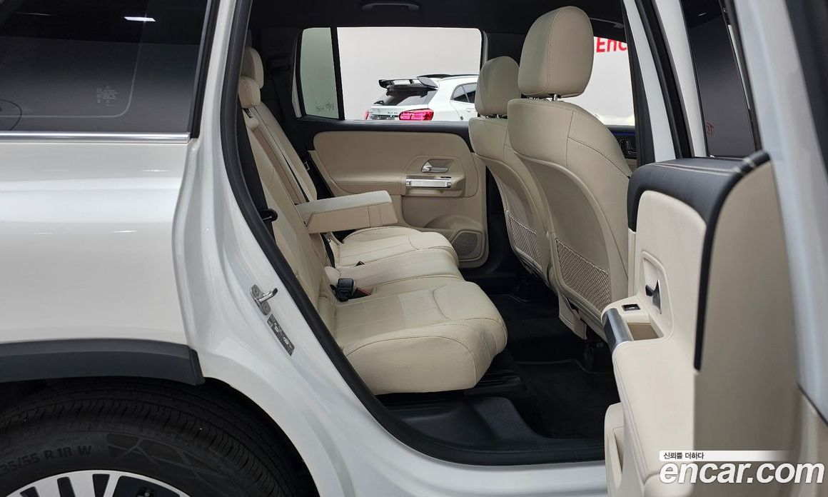 Mercedes-Benz GLB-Class X247 фото 12