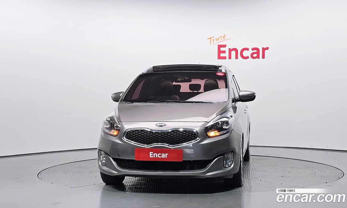Kia Carens 3rd Gen фото 3
