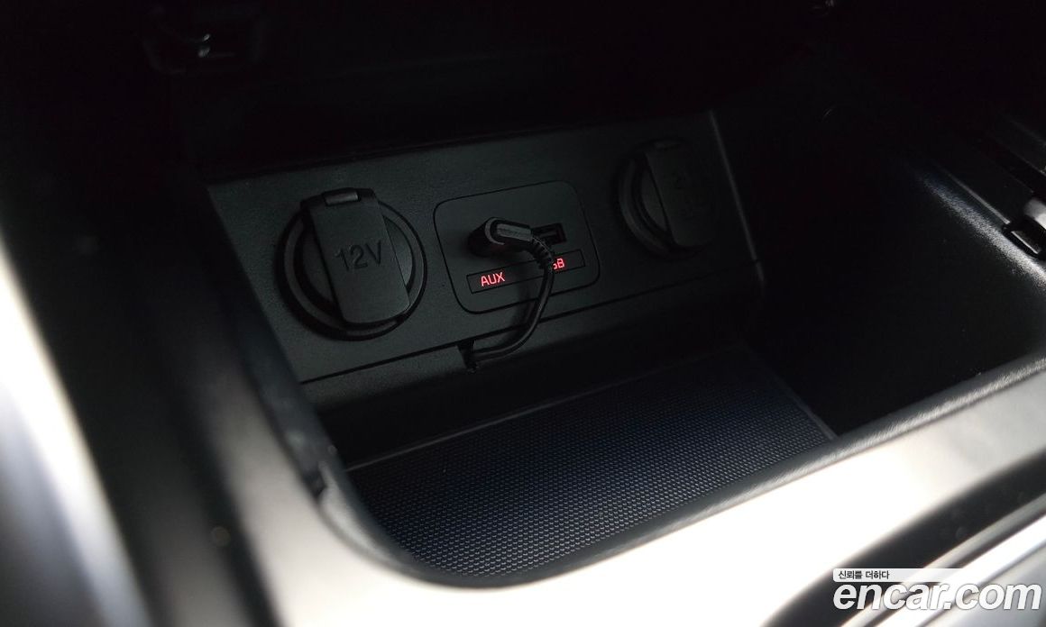 Kia Carens 3rd Gen фото 28