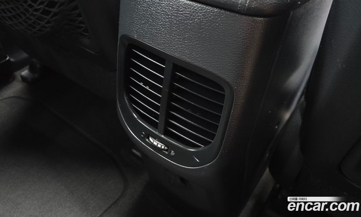 Kia Carens 3rd Gen фото 29