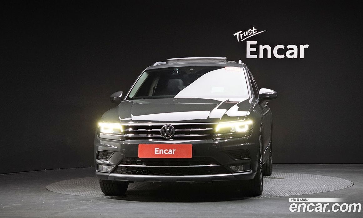Volkswagen Tiguan 2nd Gen фото 2