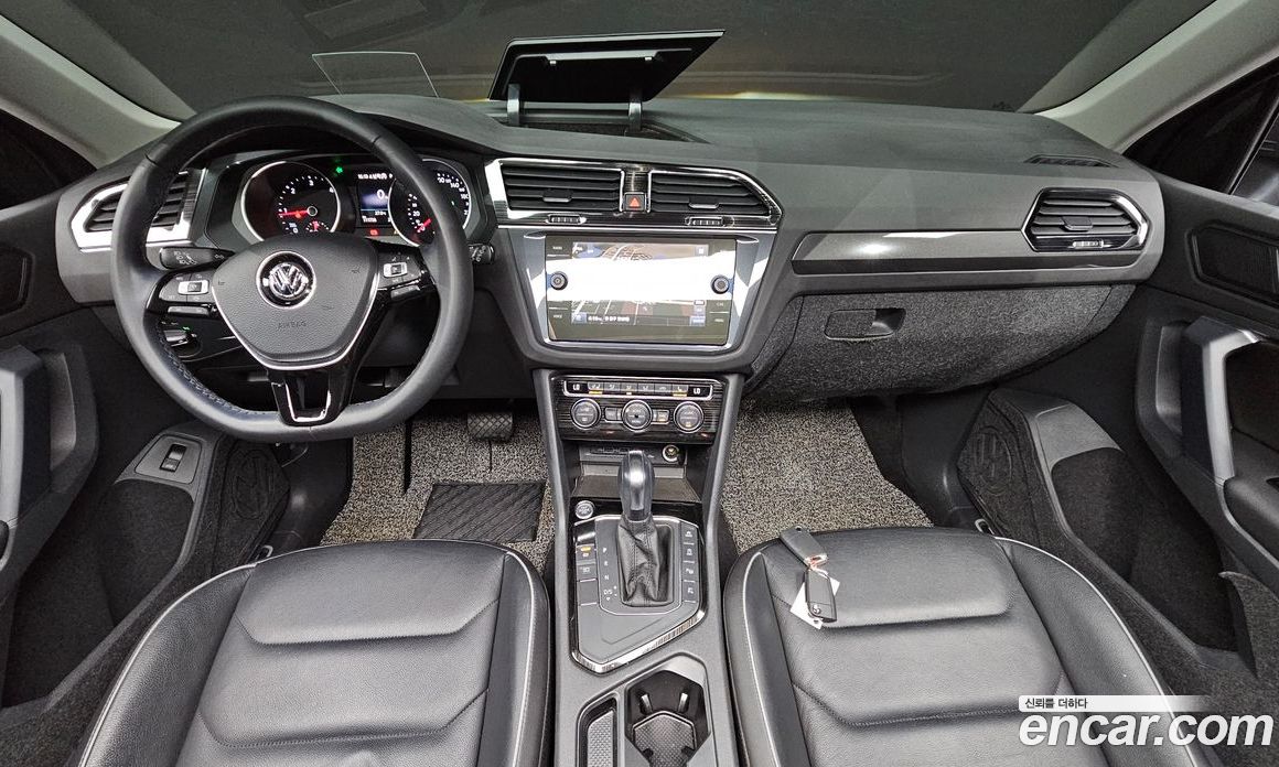 Volkswagen Tiguan 2nd Gen фото 6