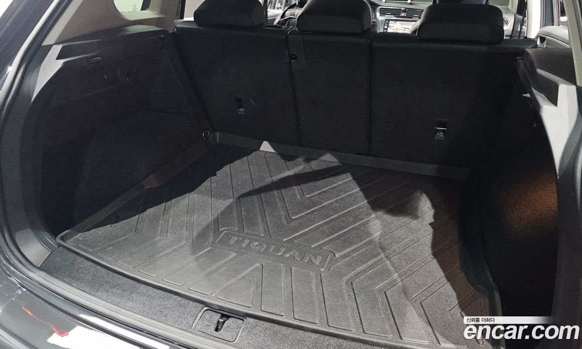 Volkswagen Tiguan 2nd Gen фото 32