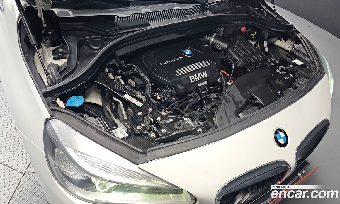 BMW 2-Series (F45) фото 6