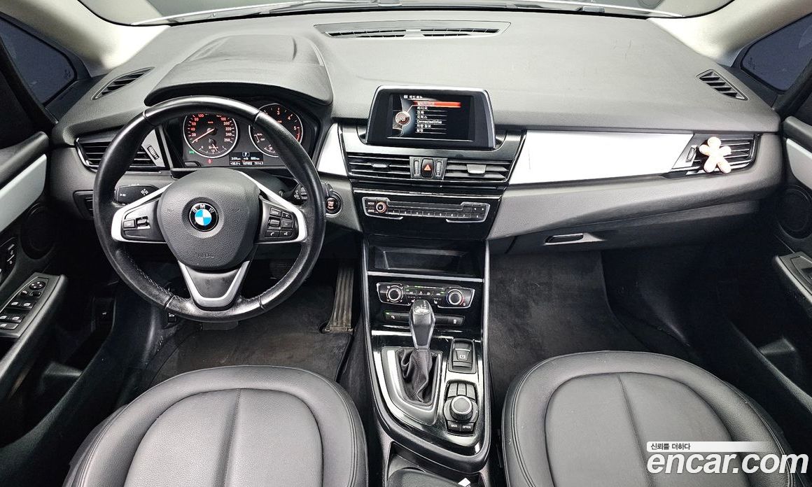 BMW 2-Series (F45) фото 7