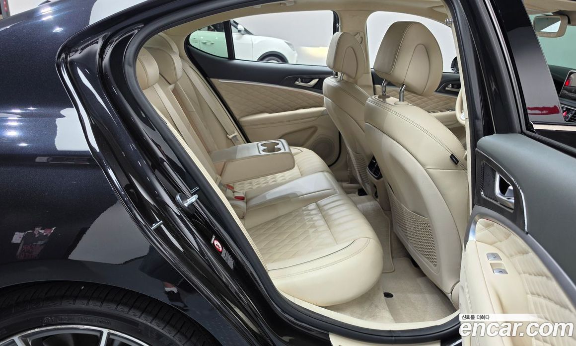 Genesis G70 фото 11
