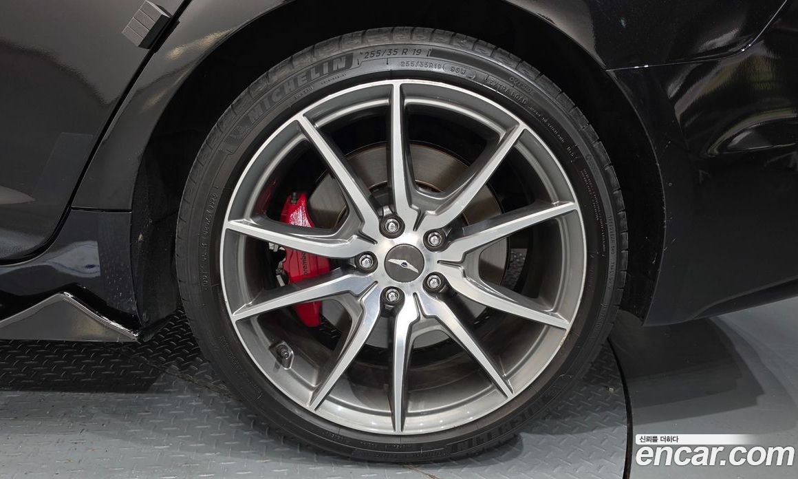 Genesis G70 фото 21