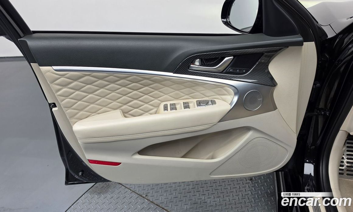 Genesis G70 фото 24