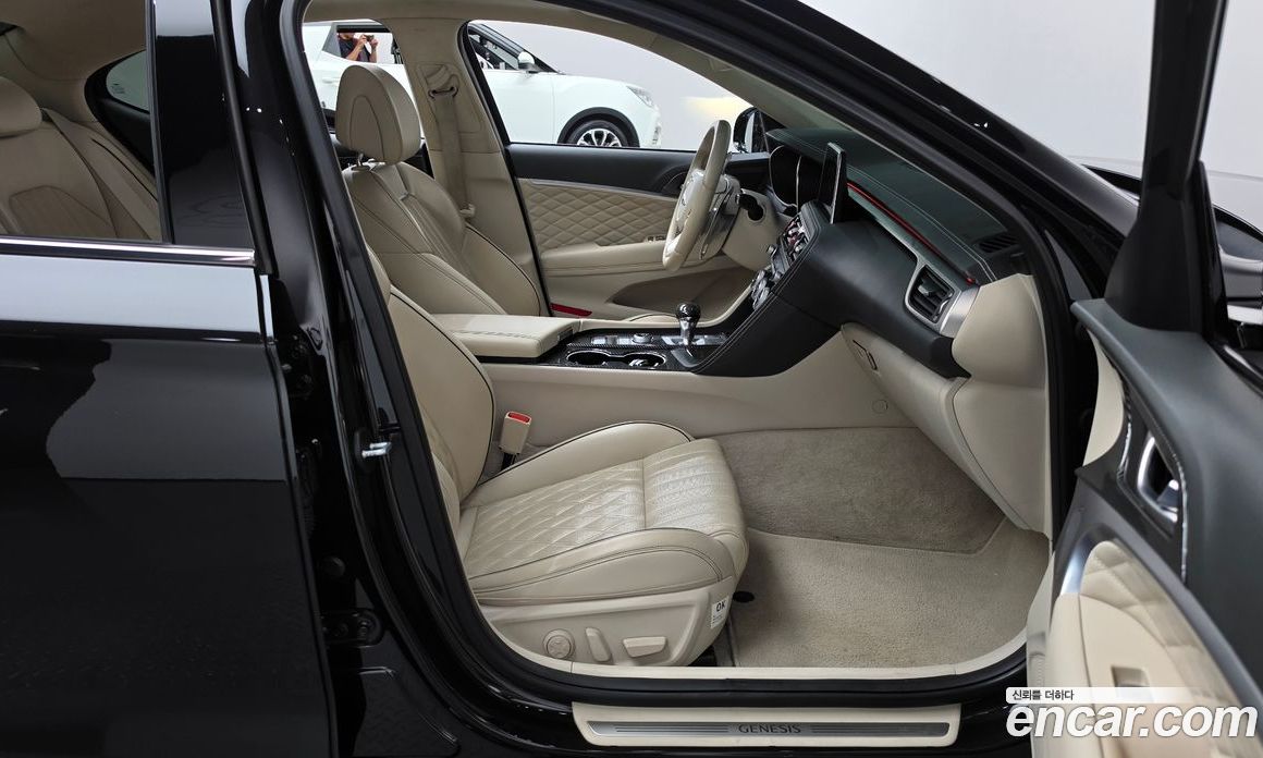 Genesis G70 фото 26