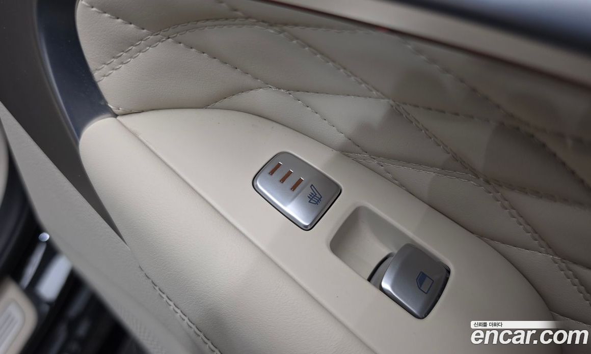 Genesis G70 фото 37