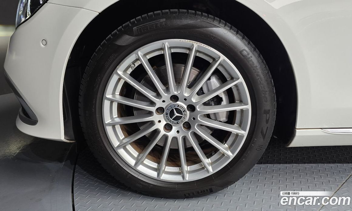Mercedes-Benz E-Class W213 фото 5