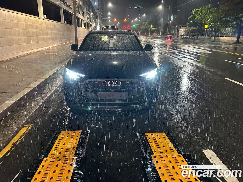 Audi Q8 (4M) фото 3