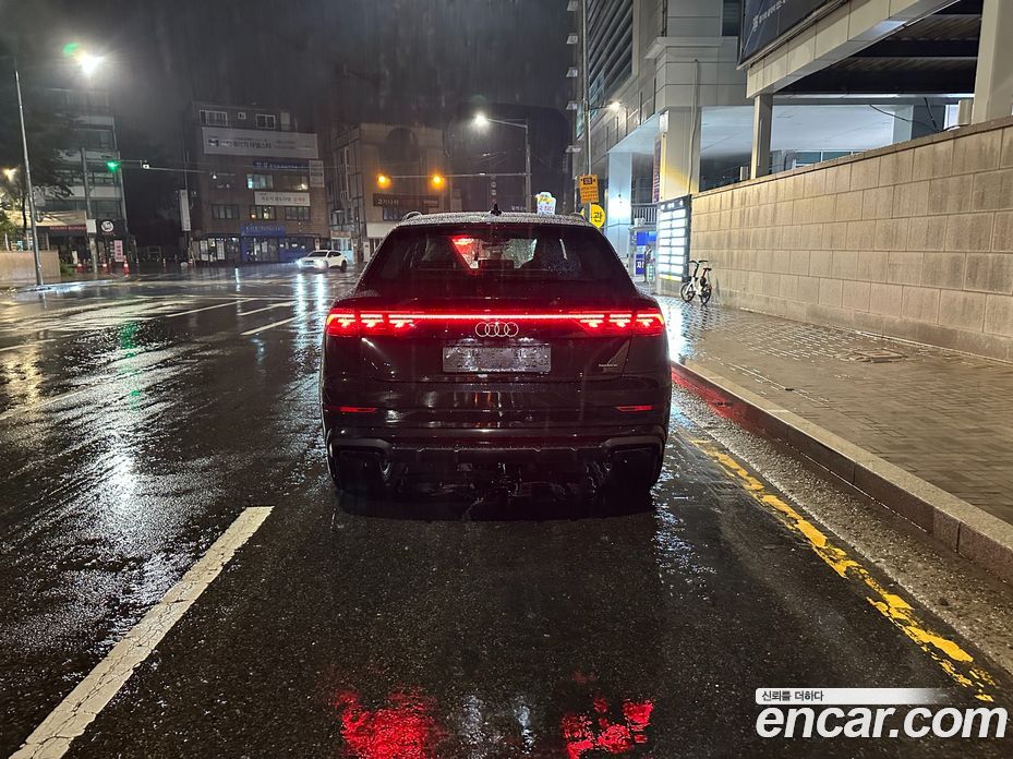 Audi Q8 (4M) фото 5