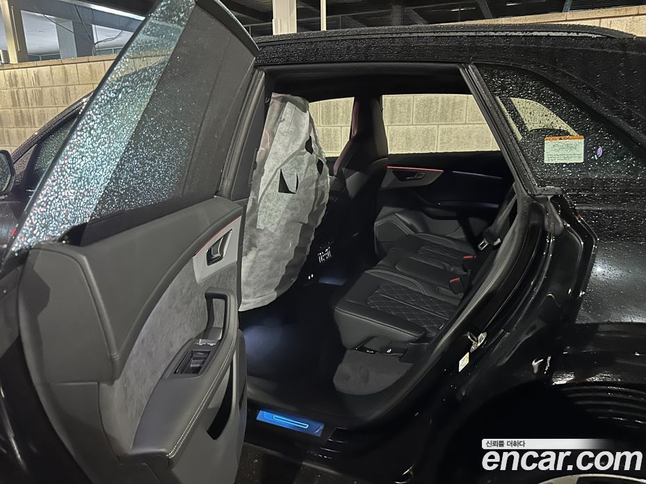 Audi Q8 (4M) фото 7