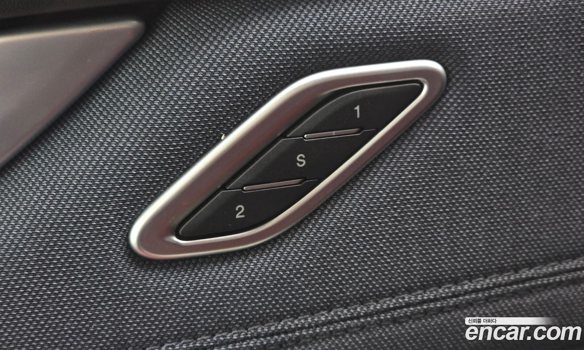 Maserati Levante фото 15