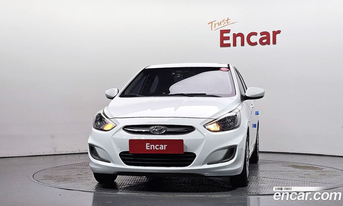 Hyundai Accent (New Type) фото 3