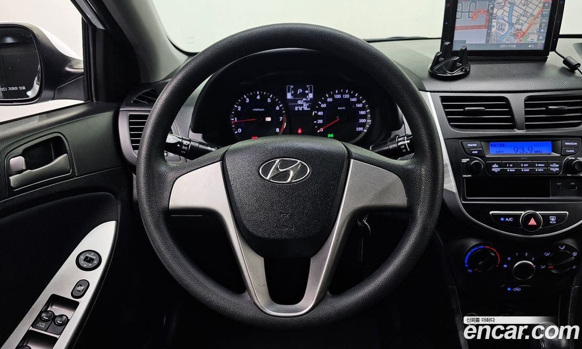 Hyundai Accent (New Type) фото 14